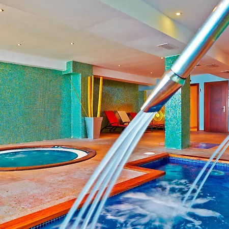 Flamboyan Caribe Hotel & Spa-2